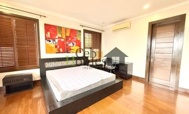 Modern Tropical Luxurious 4 Bedroom House with Pool in Mandaue City for Rent