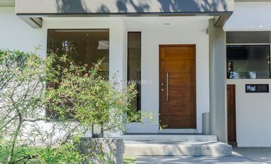 4BR House and Lot For Sale - Ayala Southvale Sonera