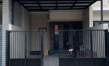 Rumah disewakan di Jawa Timur, Surabaya