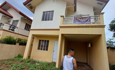 House and lot for sale in metro Bamban Subdivision Bgy Anupul Tarlac