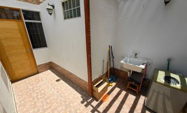 Casa en Alquiler en El Centro de Ica Urb. Santa Maria