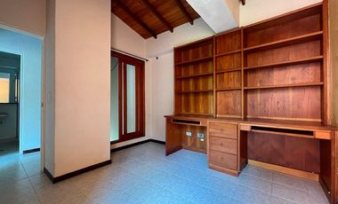 Apartamento en arriendo en el sector Loma del Escobero, Envigado