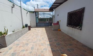 SE VENDE DE OPORTUNIDAD, 2 CASAS SECTOR II NUEVA CONCORDIA – LA CONCORDIA – SANTO DOMINGO - ECUADOR