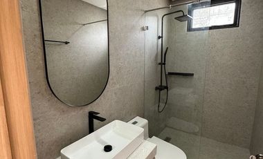 House and Lot in Moonwalk Paranaque