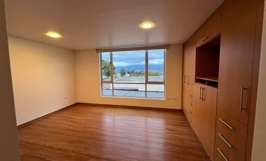 Departamento en Renta en Cumbayá