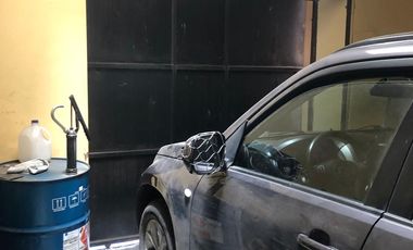 Se arrienda esta amplia casa remodelada ubicada en la calle Lord Cochrane con Av Matta Sur, ideal uso familiar o comercial.