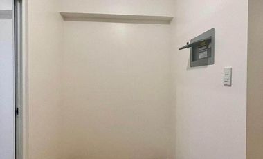 1 Bedroom Condo Unit RFO & Pre-selling in Pasig City Near SM Megamall