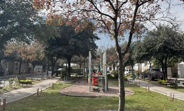Casa  Venta Cumbres Providencia Monterrey Frente Parque