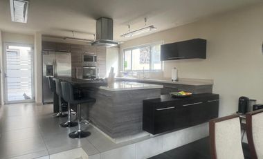Hermosa Casa en Vista Real