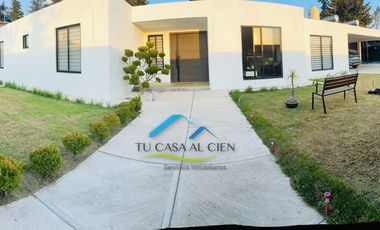 SE VENDE CASA CON 2 ACCESOS EN EL CENTRO DE IXTLAHUACA