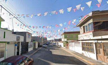 CASA EN VENTA COLONIA LAS MARINAS POR REMATE, EXCELENTE OPORTUNIDAD!