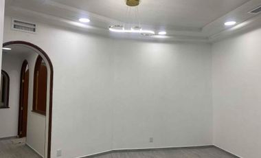 Oficina en Jardines de la montaña. Tlalpan. Venta.