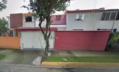 CASA EN VENTA COLONIA VALLE DORADO POR REMATE, EXCELENTE OPORTUNIDAD!