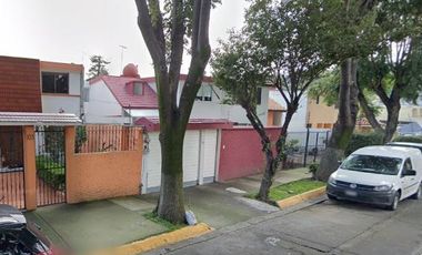 CASA EN VENTA COLONIA VALLE DORADO POR REMATE, EXCELENTE OPORTUNIDAD!