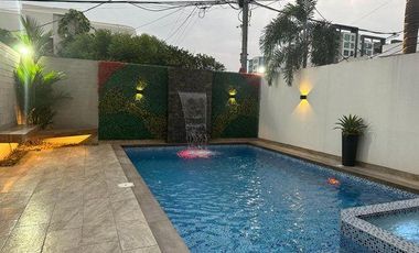 LUJOSO DEPARTAMENTO AMOBLADO COMPLETAMENTE  EN PB.
