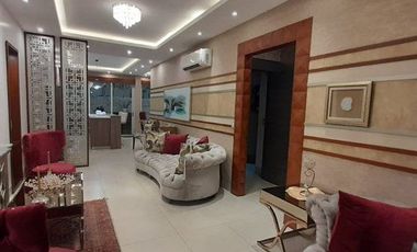 LUJOSO DEPARTAMENTO AMOBLADO COMPLETAMENTE  EN PB.