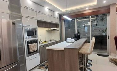 LUJOSO DEPARTAMENTO AMOBLADO COMPLETAMENTE  EN PB.