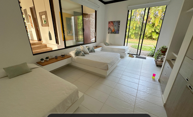 Casa de revista en el condominio casa de campo en Restrepo