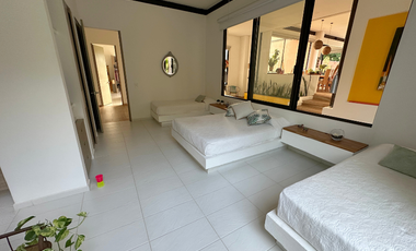 Casa de revista en el condominio casa de campo en Restrepo