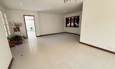 RENTA DE CASA LA ISABELA CARTAGO