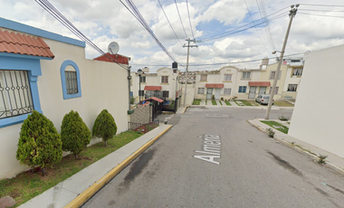 CASA EN VENTA EN URBI VILLA DEL REY, HUEHUETOCA