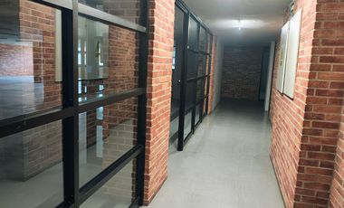 Edificio en renta San Miguel de Chapultepec, cerca de constituyente DG25-1119