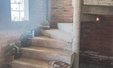 EDIFICIO EN VENTA EN TOLUCA, 1000 METROS CONSTRUCCIÓN INCLUYE 2 DEPARTAMENTOS 9 MILLONES EJIDO