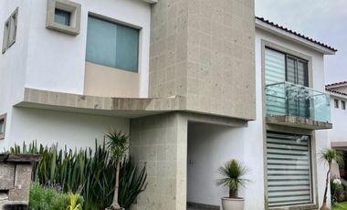 Casa en renta en CONDADO DEL VALLE, Metepec.