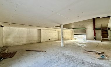 BODEGA COMERCIAL 300M2 EN EL CUCAPAH - VENTA O RENTA
