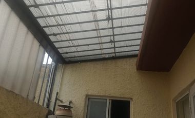 BONITO PIE DE CASA EN PRIVADA