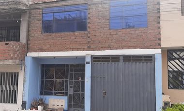 SE VENDE CASA COMO TERRENO EN ZONA URBANA DE SAN JUAN DE LURIGANCHO