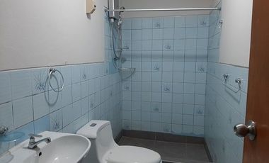 SE VENDE CASA COMO TERRENO EN ZONA URBANA DE SAN JUAN DE LURIGANCHO