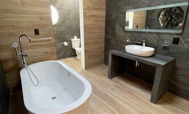 EXCELENTE Y HERMOSA CASA EN FRACCIONAMIENTO NUEVA