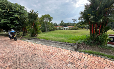 Lote en el condominio Santa Teresita