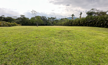 Lote en el condominio Santa Teresita