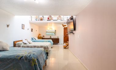 Se vende casa en excelente estado y amplia