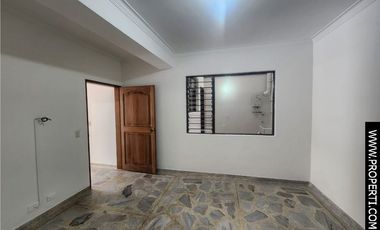 Casa en Arriendo Sector Conquistadores - Laureles