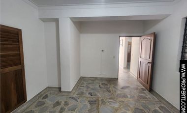 Casa en Arriendo Sector Conquistadores - Laureles