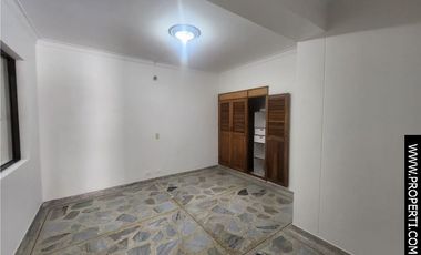 Casa en Arriendo Sector Conquistadores - Laureles