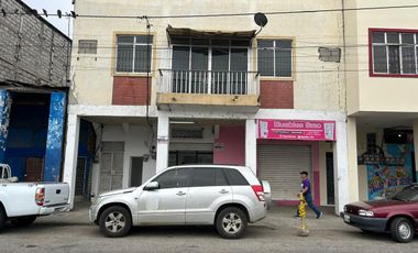 Se vende casa comercial en el centro de Portoviejo