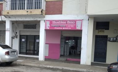 Se vende casa comercial en el centro de Portoviejo