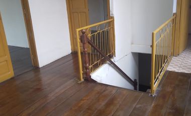 Se vende casa comercial en el centro de Portoviejo