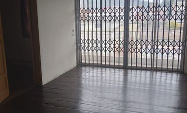 Se vende casa comercial en el centro de Portoviejo