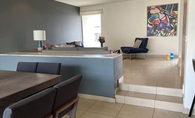 CASA EN VENTA, 4 HABITACIONES Y CUARTO DE SERVICIO, CAÑADAS DEL LAGO, CORREGIDORA, QUERETARO