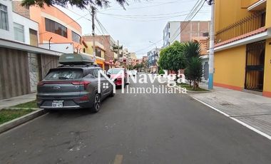 VENTA DE CASA EN LA PERLA - ESPALDA DE LA ISLA DEL PARAISO