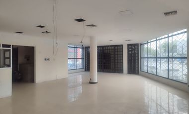 Edificio de alquiler en la Ave Juan Tanca Marengo, 1302 m2.