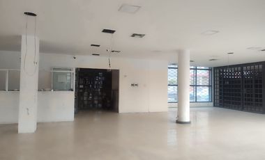 Edificio de alquiler en la Ave Juan Tanca Marengo, 1302 m2.
