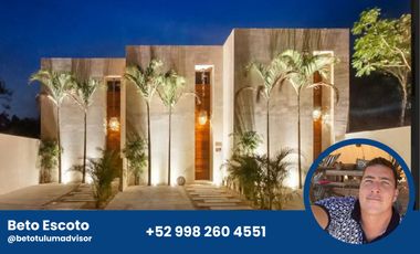 Exclusiva Villa de Lujo en La Veleta una Inversión con Alto Retorno