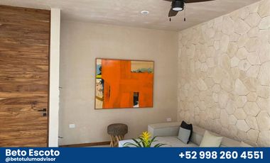 Exclusiva Villa de Lujo en La Veleta una Inversión con Alto Retorno