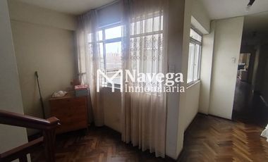 VENTA DE CASA EN CHUCUITO - FRENTE A PLAZA SANTA ROSA